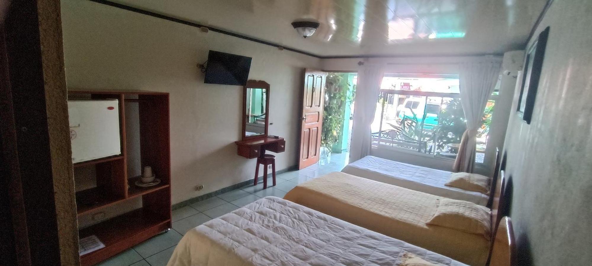 Fas Bnb & Off Site Thermal Resort Ла Фортуна Экстерьер фото